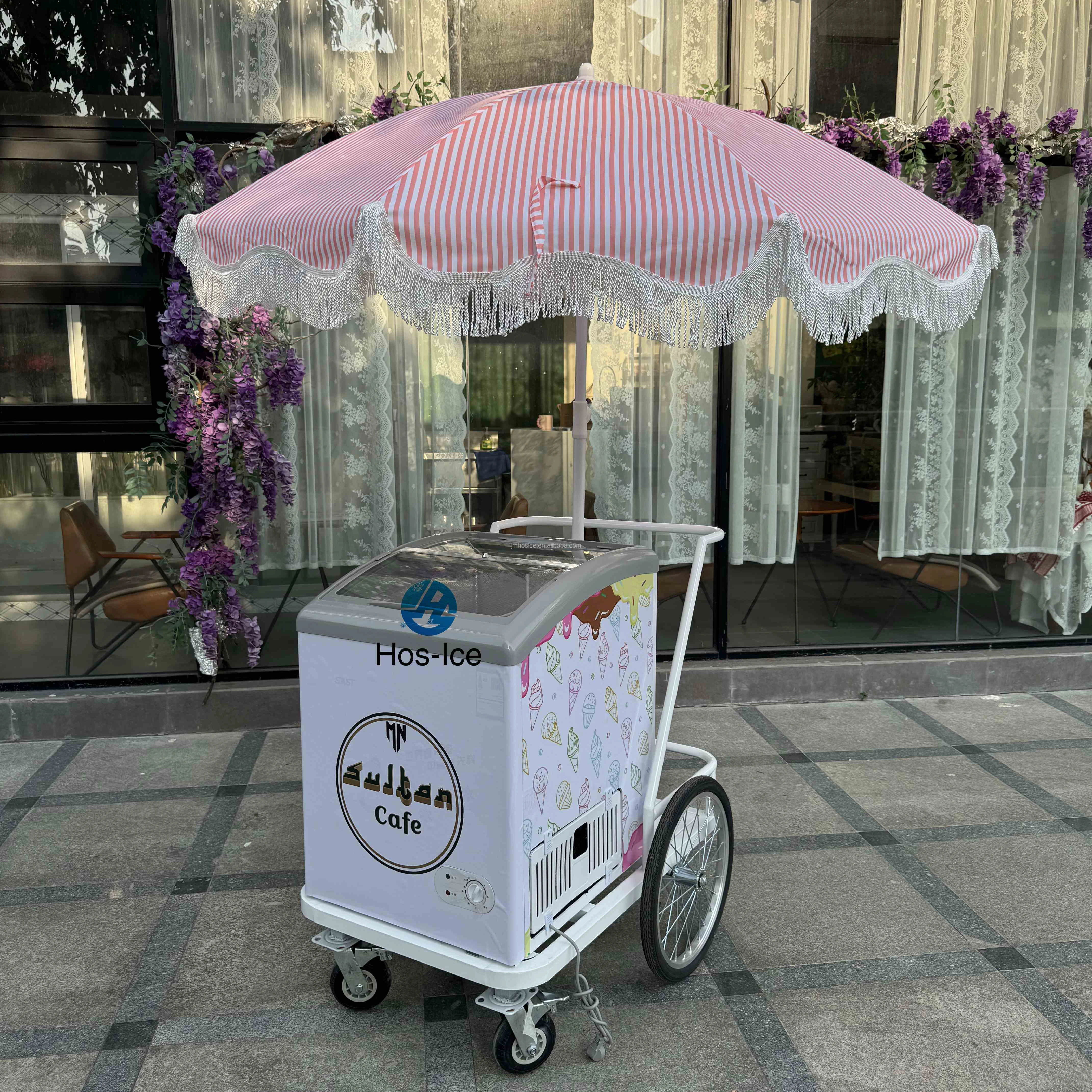 Summer Wheelbarrow Ice Cream Tricycle Shop Tricycle Ice Cream Display Popsicle Display for Sale Ice Cream Freezer Food for Sale
Summer Wheelbarrow Ice Cream Tricycle Shop Tricycle Ice Cream Display Popsicle Display for Sale Ice Cream Freezer Food for Sale