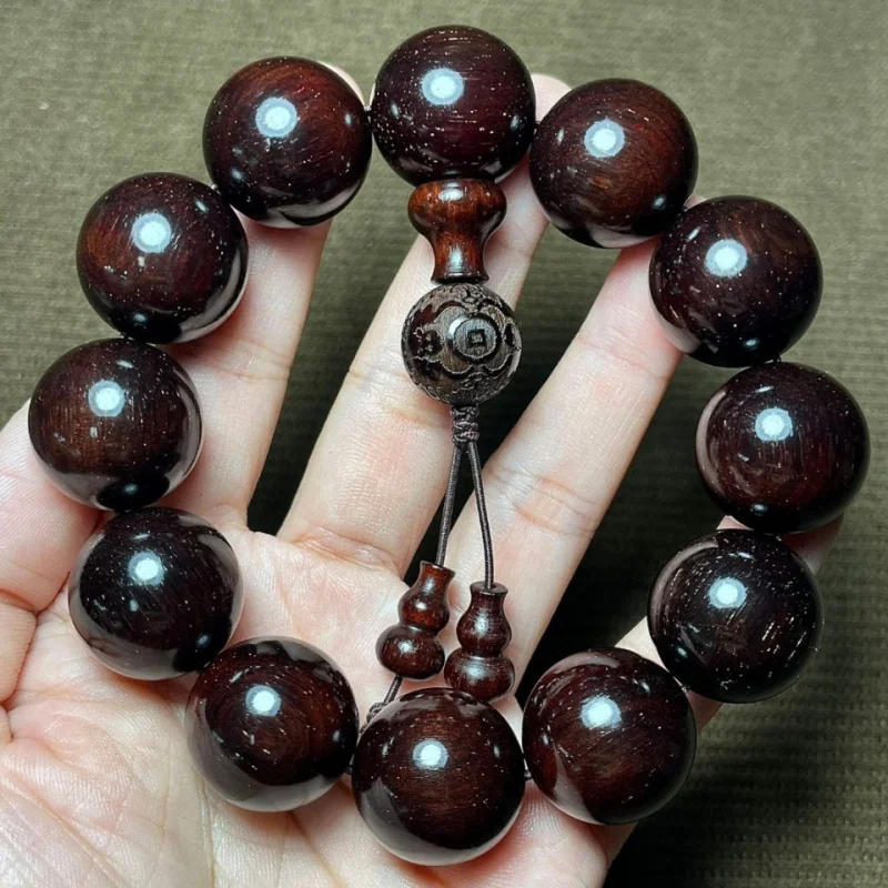 Indian small-leaf 2.0 with multiple gold stars, aged mud material, polished rosewood Buddhist bead bracelet je
Indian small-leaf 2.0 with multiple gold stars, aged mud material, polished rosewood Buddhist bead bracelet je