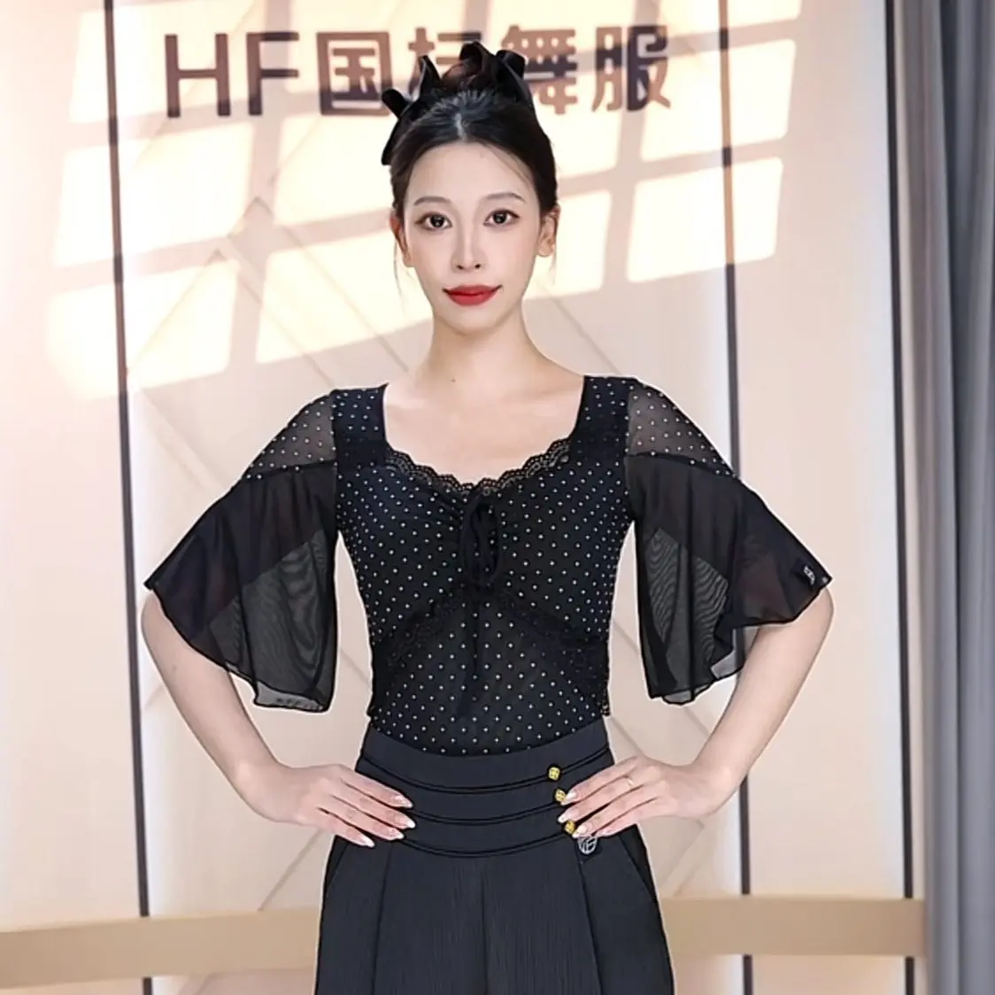 Professional Modern Dance Tops For Women Mesh Sleeved Bodysuit 2 Colors Samba Tango Walzt Ballroom Dance Performance Wear XH4920
Professional Modern Dance Tops For Women Mesh Sleeved Bodysuit 2 Colors Samba Tango Walzt Ballroom Dance Performance Wear XH4920
