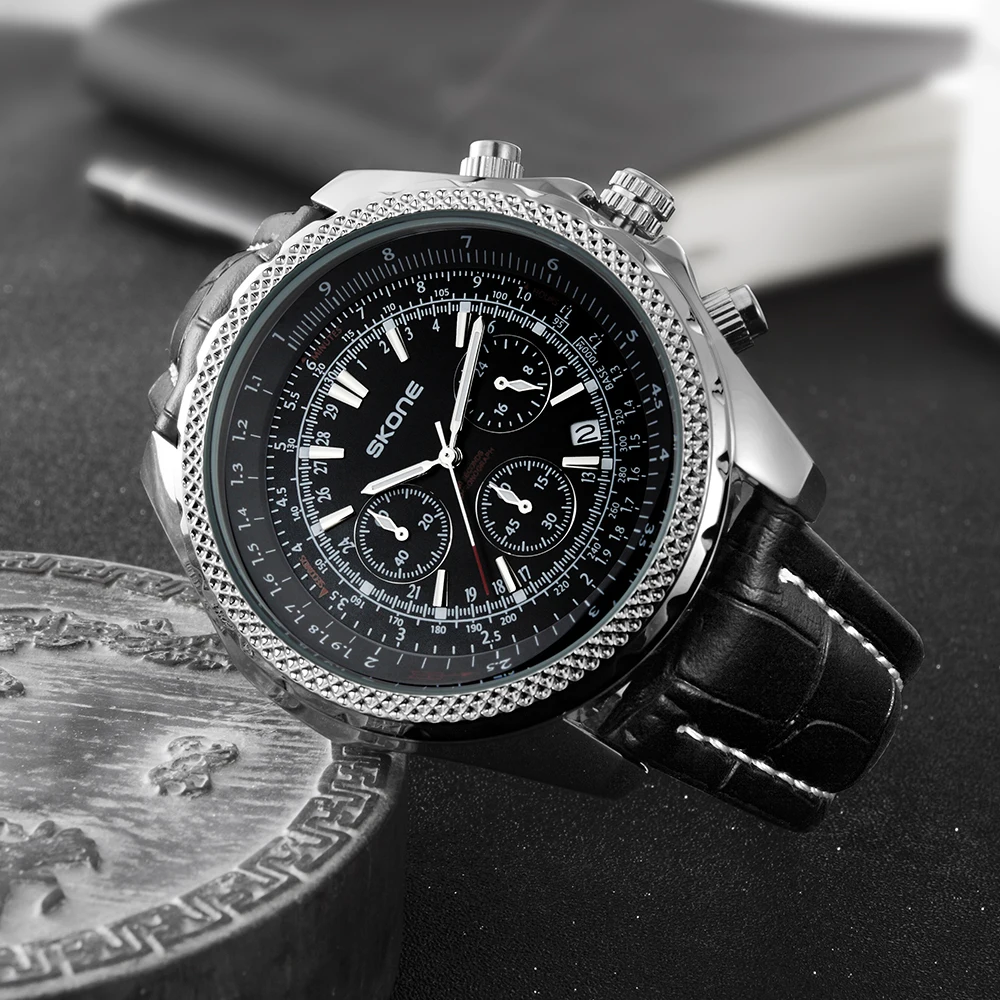 SKONE Mechanical wind multifunctional triple eyelid strap waterproof night light large dial quartz watch for men
SKONE Mechanical wind multifunctional triple eyelid strap waterproof night light large dial quartz watch for men