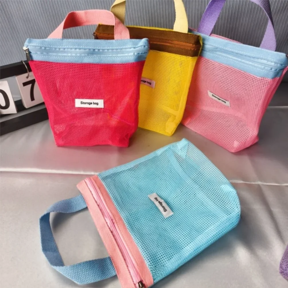 New Dopamine Mesh Toiletry Bag Transparent Large Capacity Handbag Portable Underwear Storage Bag Travel
New Dopamine Mesh Toiletry Bag Transparent Large Capacity Handbag Portable Underwear Storage Bag Travel