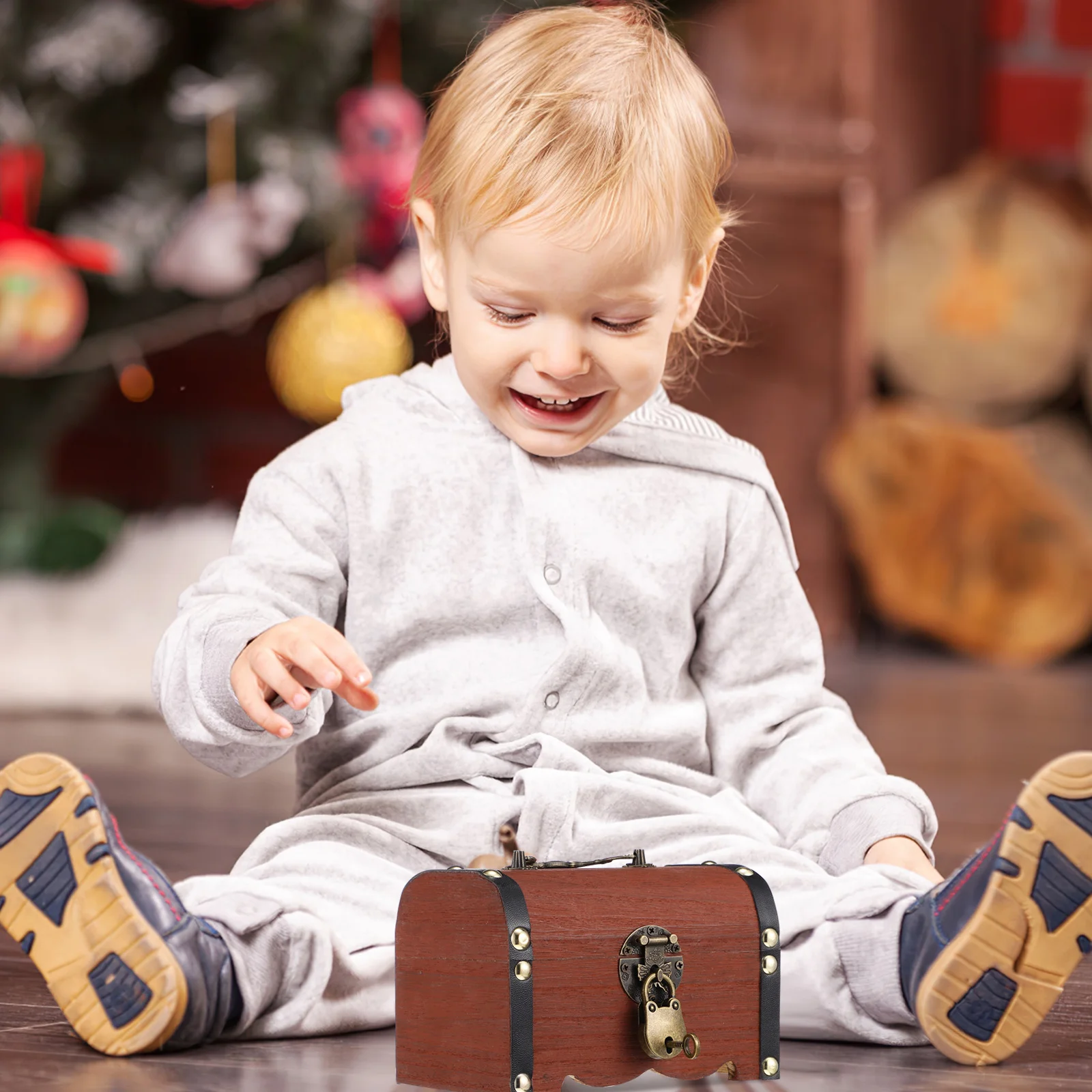 2 pcs Wooden Vintage Treasure Box Lock Key Small Piggy Bank Coin Storage Box For Kids Pirate Treasure Chest Home Office
2 pcs Wooden Vintage Treasure Box Lock Key Small Piggy Bank Coin Storage Box For Kids Pirate Treasure Chest Home Office