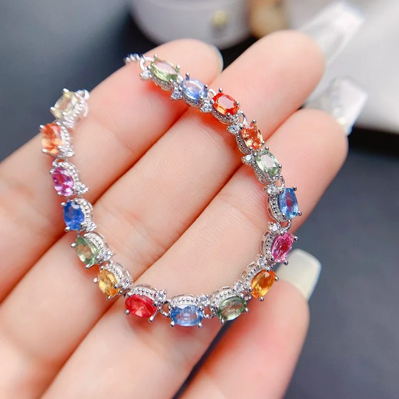 Браслет из стерлингового серебра 925 пробы с сапфиром натурального цвета - ювелирные изделия из радужных драгоценных камней с сертификатом аутентификации
Браслет из стерлингового серебра 925 пробы с сапфиром натурального цвета - ювелирные изделия из радужных драгоценных камней с сертификатом аутентификации