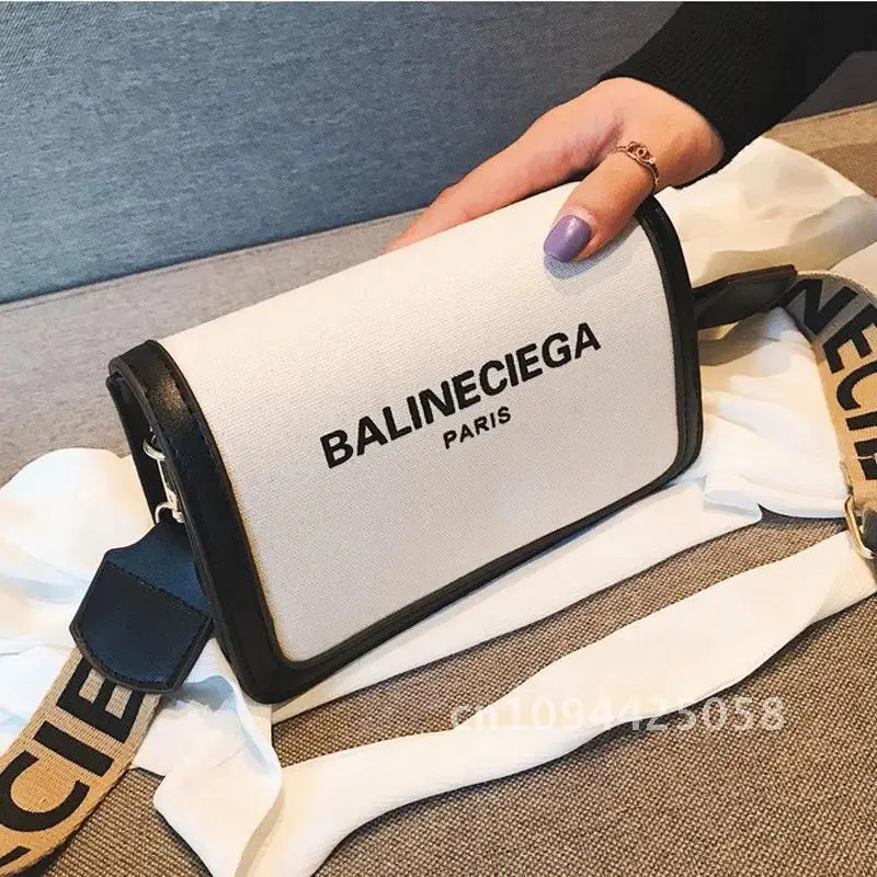 2025 New Crossbody Purse For Women Designer Luxury Casual Wide Messenger Handbags Shoulder And Strap Bags Letter Bags Women
2025 New Crossbody Purse For Women Designer Luxury Casual Wide Messenger Handbags Shoulder And Strap Bags Letter Bags Women