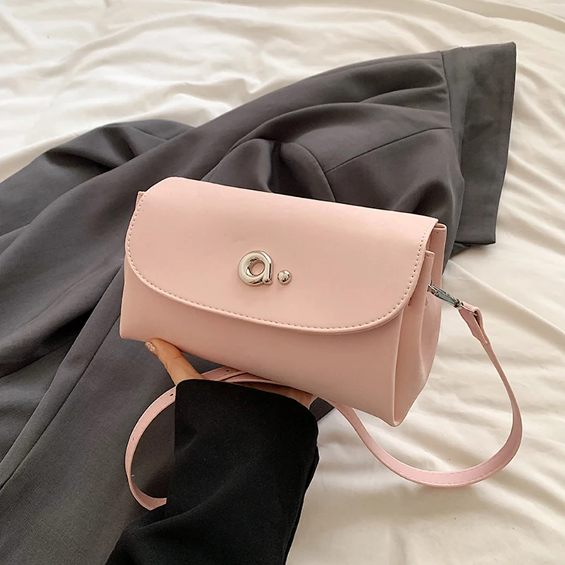 2025 Fashion Women Crossbody Bags Spring Summer Versatile Soft Leather Pillow Shoulder Bag Female Phone Purse
2025 Fashion Women Crossbody Bags Spring Summer Versatile Soft Leather Pillow Shoulder Bag Female Phone Purse