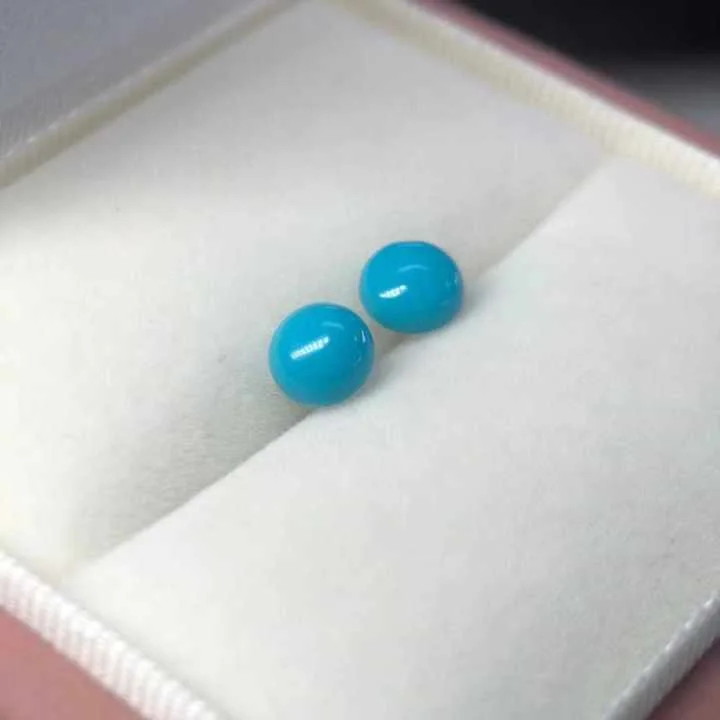 18K Recycled Gold 1.64ct Natural Turquoise Stud Earring Handmade Oval Stone Solitaire Ear Stud Certificated Bespoke Fine Jewelry
18K Recycled Gold 1.64ct Natural Turquoise Stud Earring Handmade Oval Stone Solitaire Ear Stud Certificated Bespoke Fine Jewelry