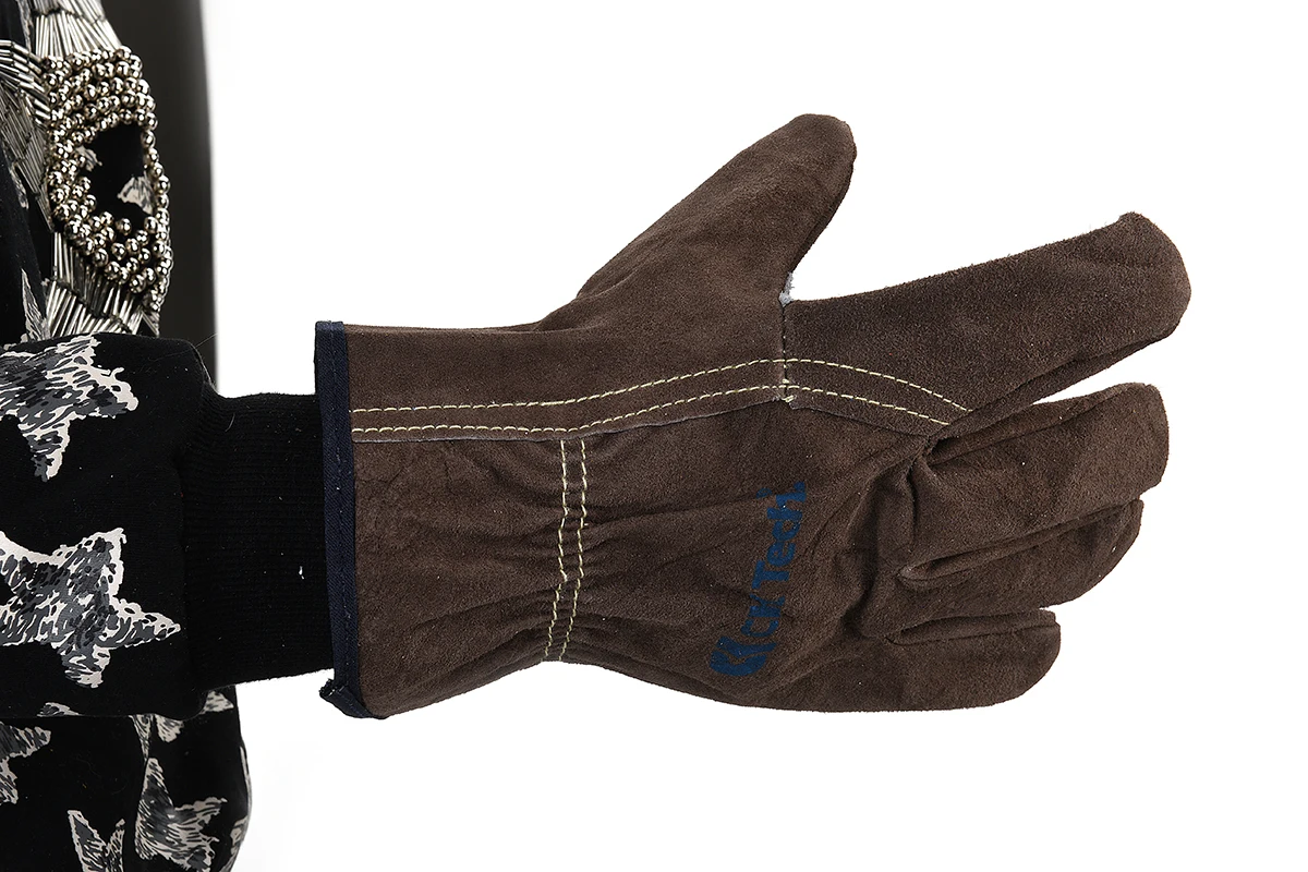 CK Tech Fireproof Durable Cow Leather Welder Gloves Anti-Heat Work Safety Gloves For Welding Abrasion-resistant Mechanic Gloves
CK Tech Fireproof Durable Cow Leather Welder Gloves Anti-Heat Work Safety Gloves For Welding Abrasion-resistant Mechanic Gloves