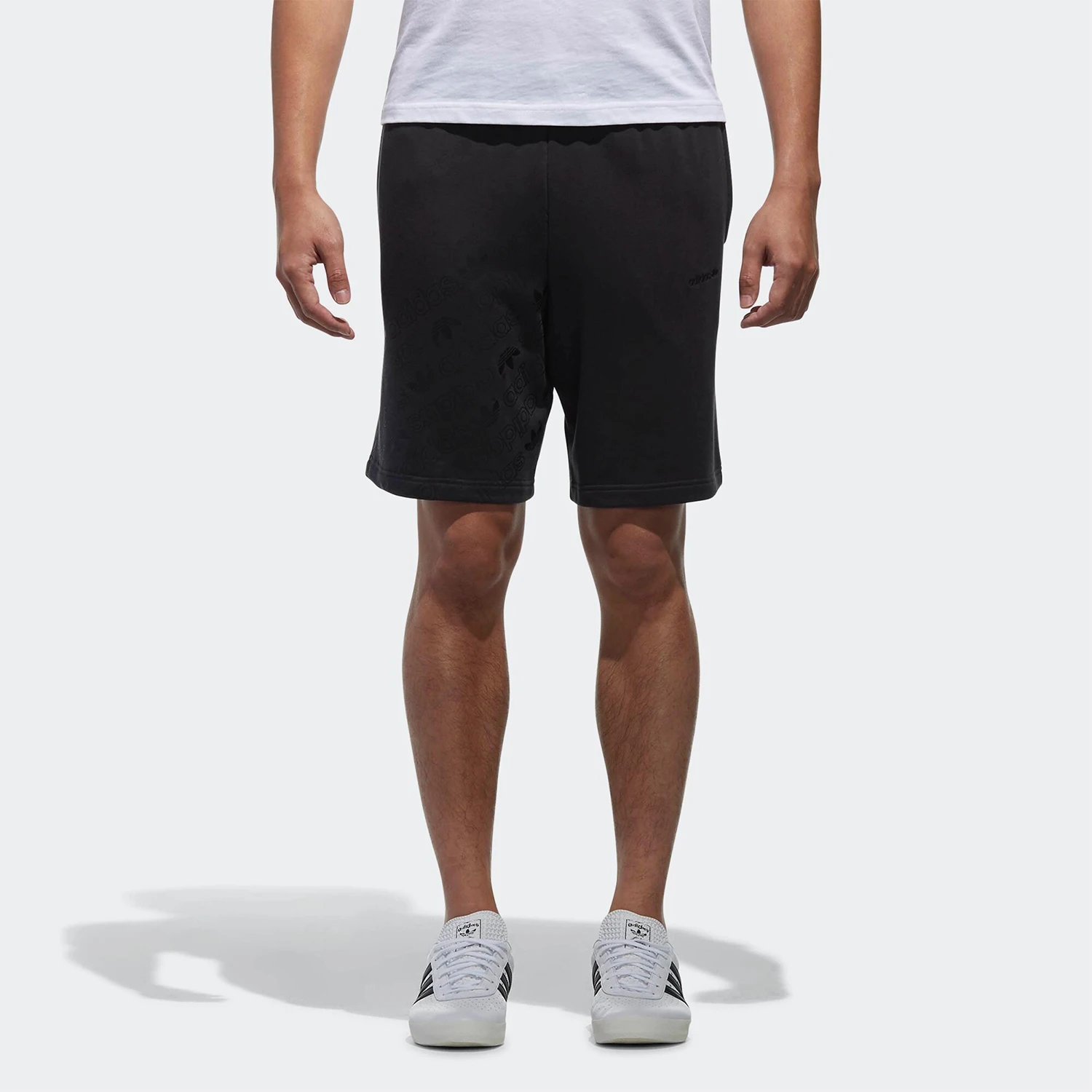 Мужские спортивные повседневные шорты Adidas Authentic Current Season Trefoil с принтом CW5178
Мужские спортивные повседневные шорты Adidas Authentic Current Season Trefoil с принтом CW5178