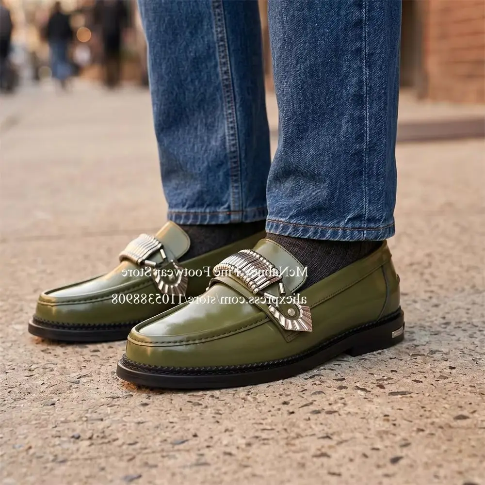 Fashion Men Metal Decor Leather Loafers Round Toe Slip on Men Formal Shoes Business Wedding Street Shoes Male Plus Size
Fashion Men Metal Decor Leather Loafers Round Toe Slip on Men Formal Shoes Business Wedding Street Shoes Male Plus Size