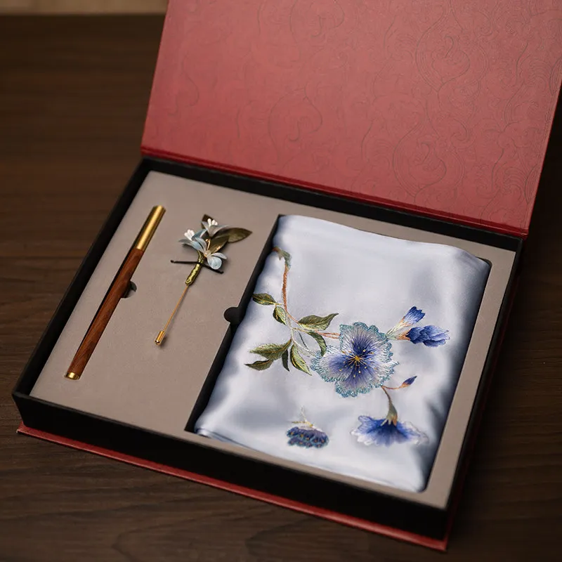 Xiumei Silk Scarf, Pure Silk Embroidered Shawl, Handmade Velvet Flower Brooch Gift Box, Featured Business Souvenir Gift
Xiumei Silk Scarf, Pure Silk Embroidered Shawl, Handmade Velvet Flower Brooch Gift Box, Featured Business Souvenir Gift