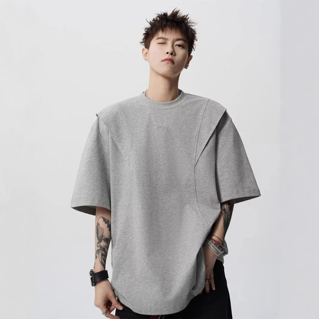 The design is loose leaf short sleeve T-shirt men's couple top basic short sleeve
The design is loose leaf short sleeve T-shirt men's couple top basic short sleeve