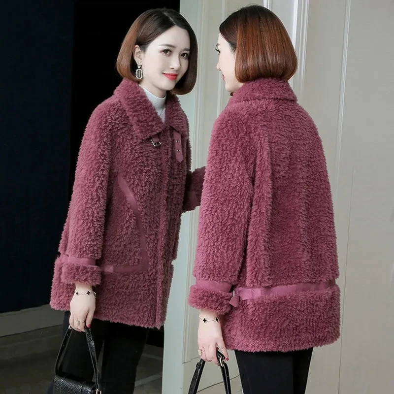 Womens 2024 Winter New Fashion Real Sheep Shearing Coats Female Genuine Lamb Fur Jackets Ladies Solid Color Warm Overcoats
Womens 2024 Winter New Fashion Real Sheep Shearing Coats Female Genuine Lamb Fur Jackets Ladies Solid Color Warm Overcoats