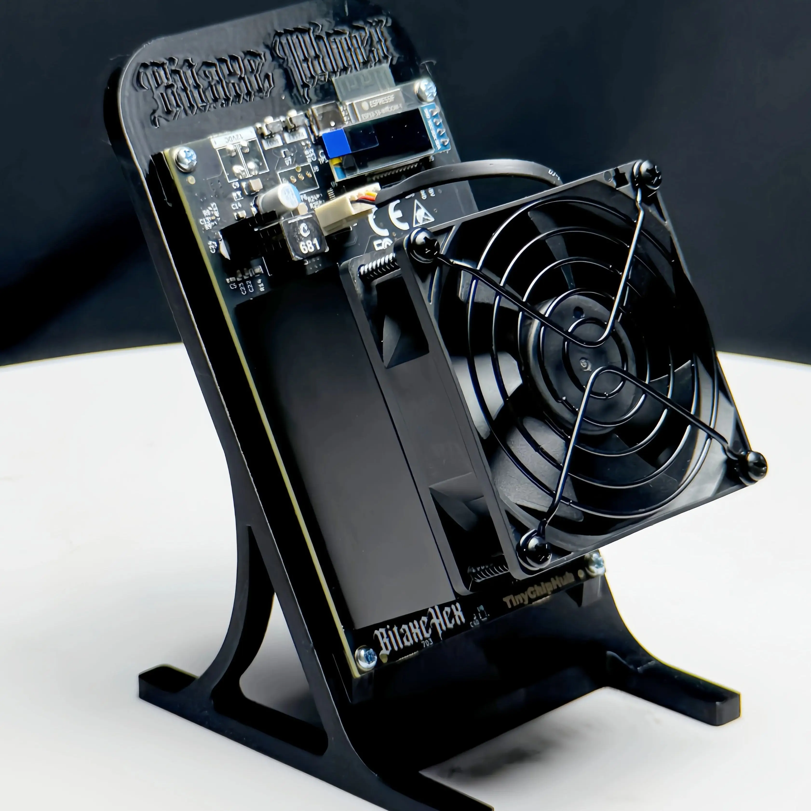2026 New Bitaxe 703 4.2TH/s Miner-BTC-Specific Built-In Chip, Global In-Stock Fast Delivery, Novice-Friendly Mining Unit
2026 New Bitaxe 703 4.2TH/s Miner-BTC-Specific Built-In Chip, Global In-Stock Fast Delivery, Novice-Friendly Mining Unit