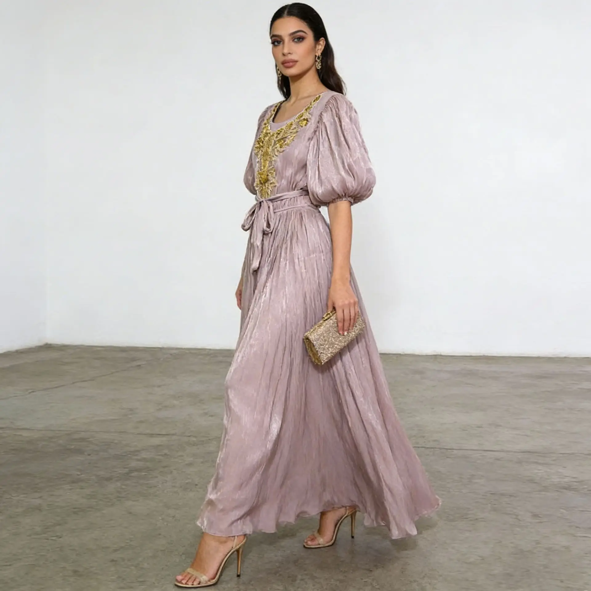 High Quality Gold Sequins Decoration Long Dresses Spring Women Puff Sleeve Lace Up Dres High Waist Waist Loose Knee Length Dress
High Quality Gold Sequins Decoration Long Dresses Spring Women Puff Sleeve Lace Up Dres High Waist Waist Loose Knee Length Dress