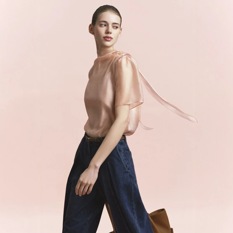 Elegant Korean Style Summer Shirt with Sashes Semi-Transparent Sweet Versatile Top Small Tank Strap 2026 Seasonal Fashion
Elegant Korean Style Summer Shirt with Sashes Semi-Transparent Sweet Versatile Top Small Tank Strap 2026 Seasonal Fashion
