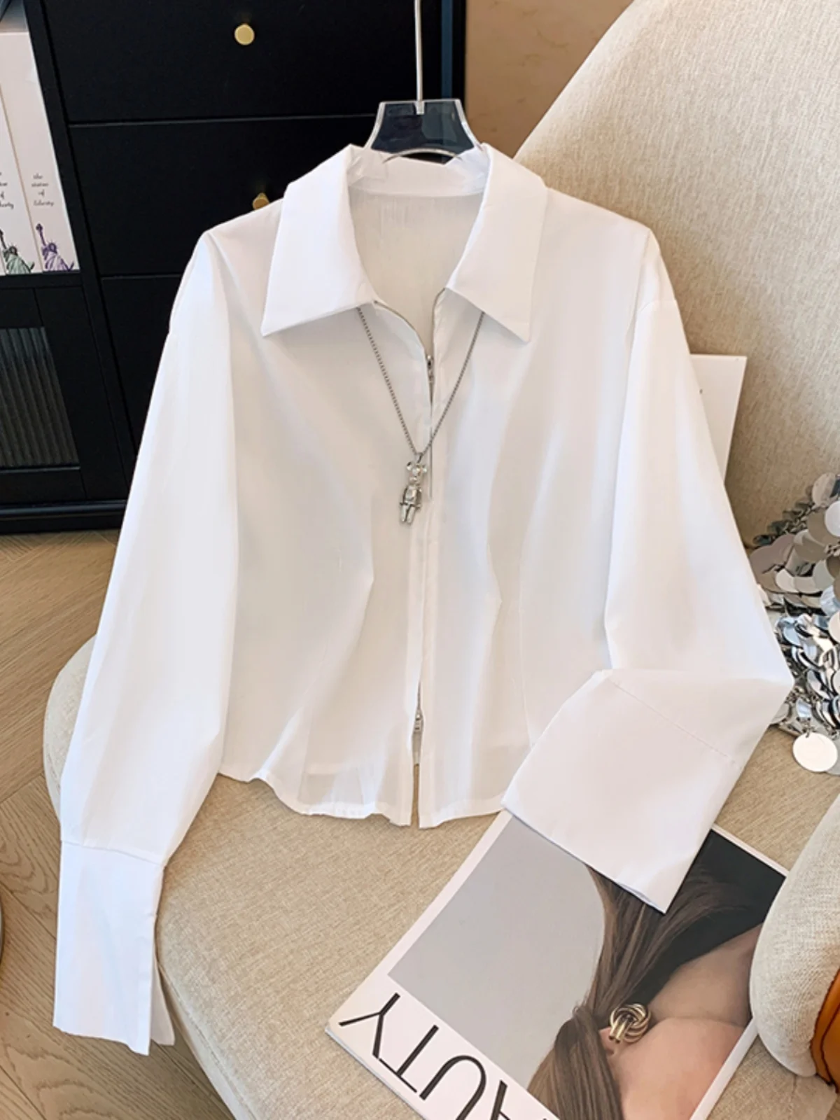 White Collar Long Sleeve Women's Short Shirt Spring Autumn plus Size Design Sense Double Zipper Top Korean Style Loose Fit
White Collar Long Sleeve Women's Short Shirt Spring Autumn plus Size Design Sense Double Zipper Top Korean Style Loose Fit