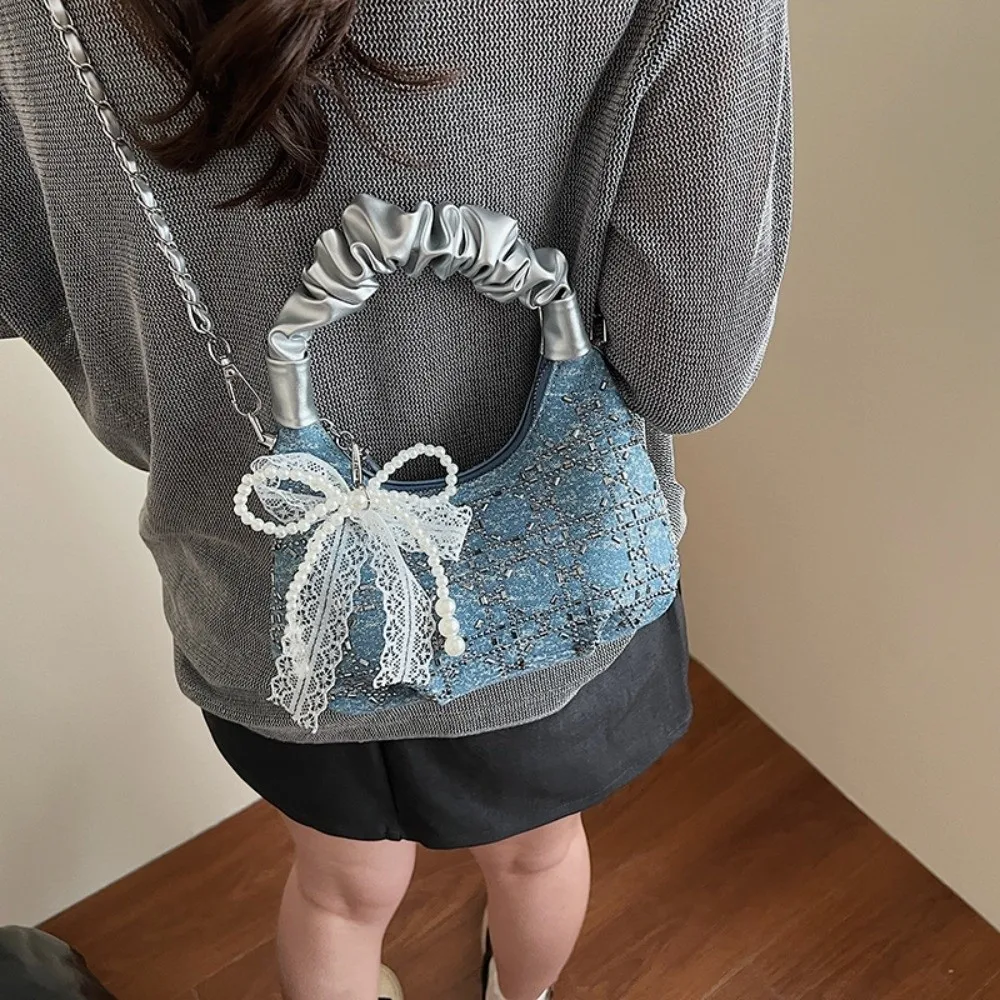 Корейская стильная плиссированная сумка с блестками, изысканная сумка через плечо с подвеской и цепочкой с бантом, однотонная большая вместительная сумка на плечо с бантом
Корейская стильная плиссированная сумка с блестками, изысканная сумка через плечо с подвеской и цепочкой с бантом, однотонная большая вместительная сумка на плечо с бантом