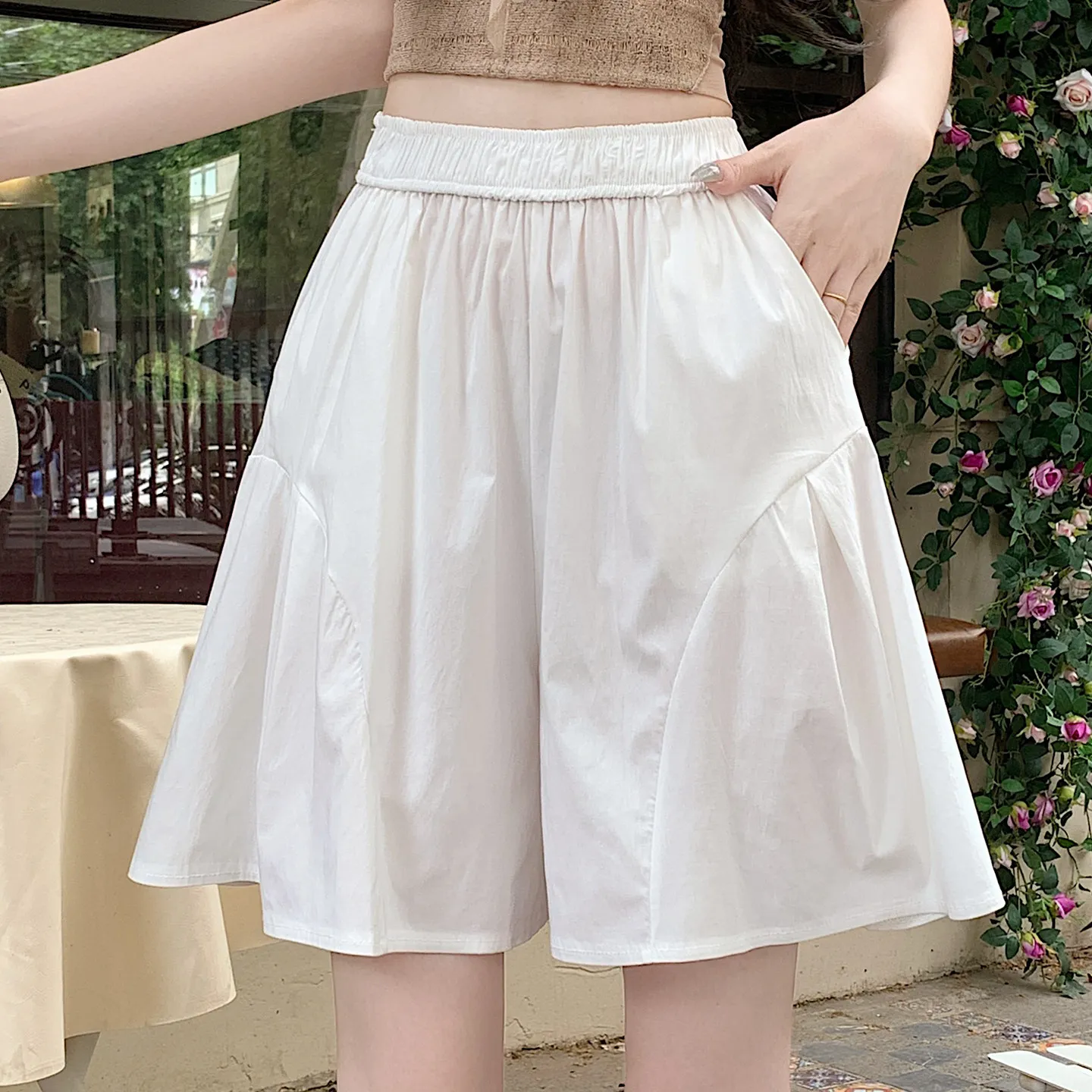 Women's Summer Loose Pockets Short Pants 2026 New High Waist Wide-leg Shorts Female Fashion Solid Color Casual Shorts U18
Women's Summer Loose Pockets Short Pants 2026 New High Waist Wide-leg Shorts Female Fashion Solid Color Casual Shorts U18