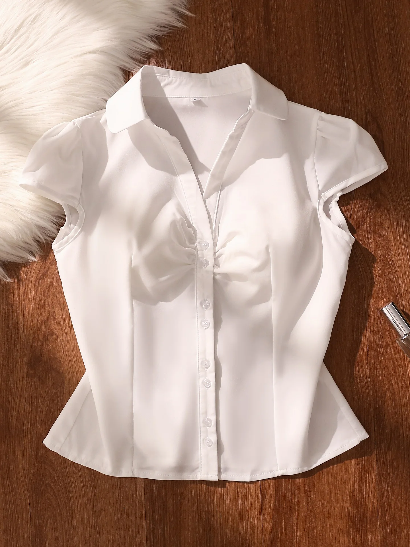 Slim Fit корейский Sle Summer irt женский ort Sve топ на пуговицах с завязкой на талии, универсальная модная женская блузка
Slim Fit корейский Sle Summer irt женский ort Sve топ на пуговицах с завязкой на талии, универсальная модная женская блузка