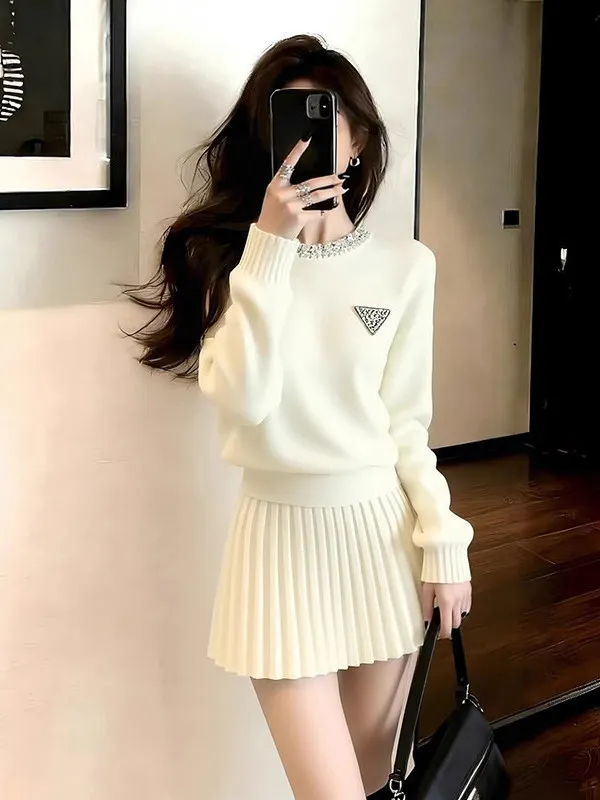 Spring New Sle Women's Faionable Sweater Skirt Set round Ne Long Sve Loose Fit Comfortable Two Piece Ensemble
Spring New Sle Women's Faionable Sweater Skirt Set round Ne Long Sve Loose Fit Comfortable Two Piece Ensemble