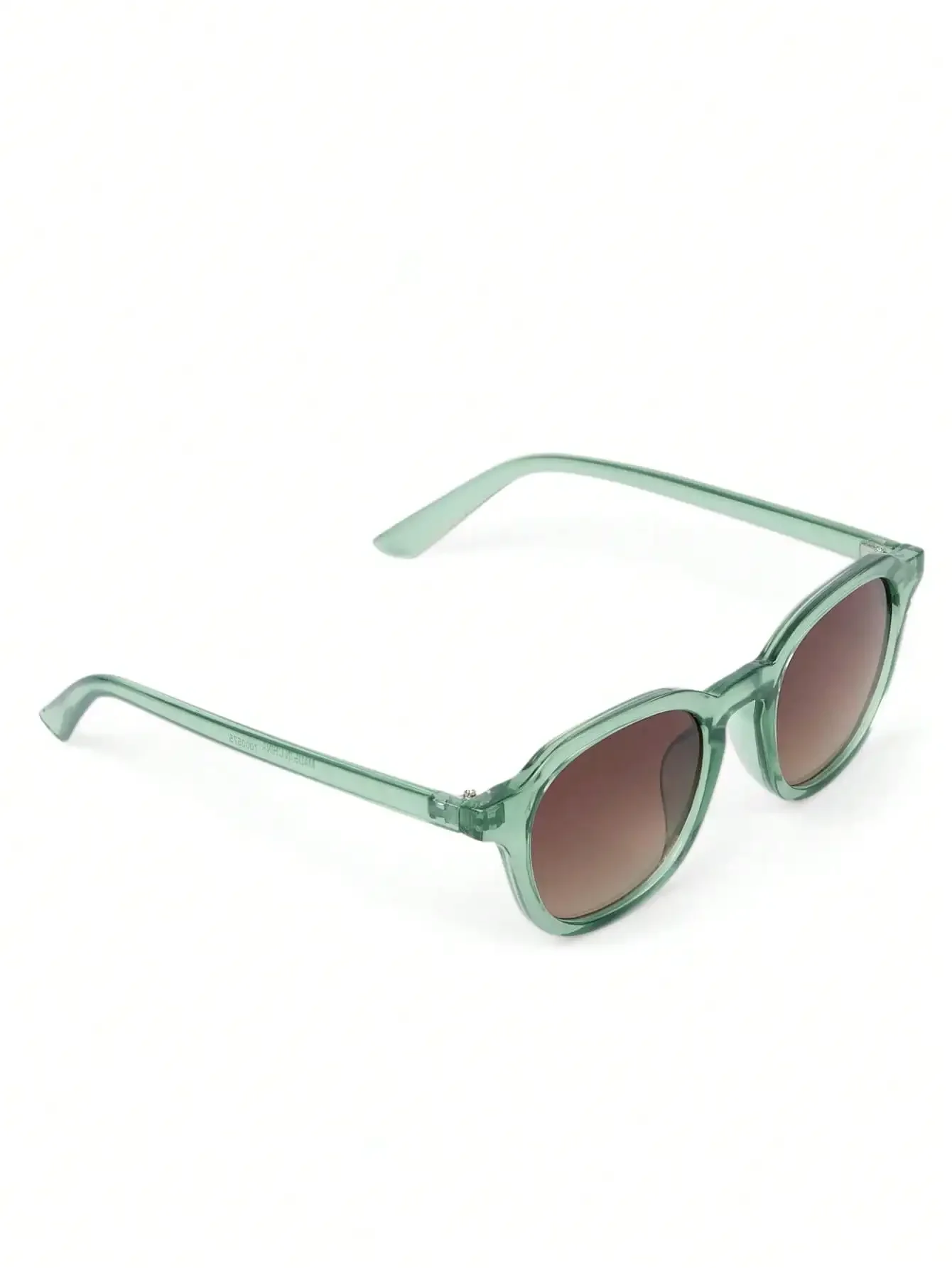 The Children's PLACE Boys Round Sunglasses
The Children's PLACE Boys Round Sunglasses