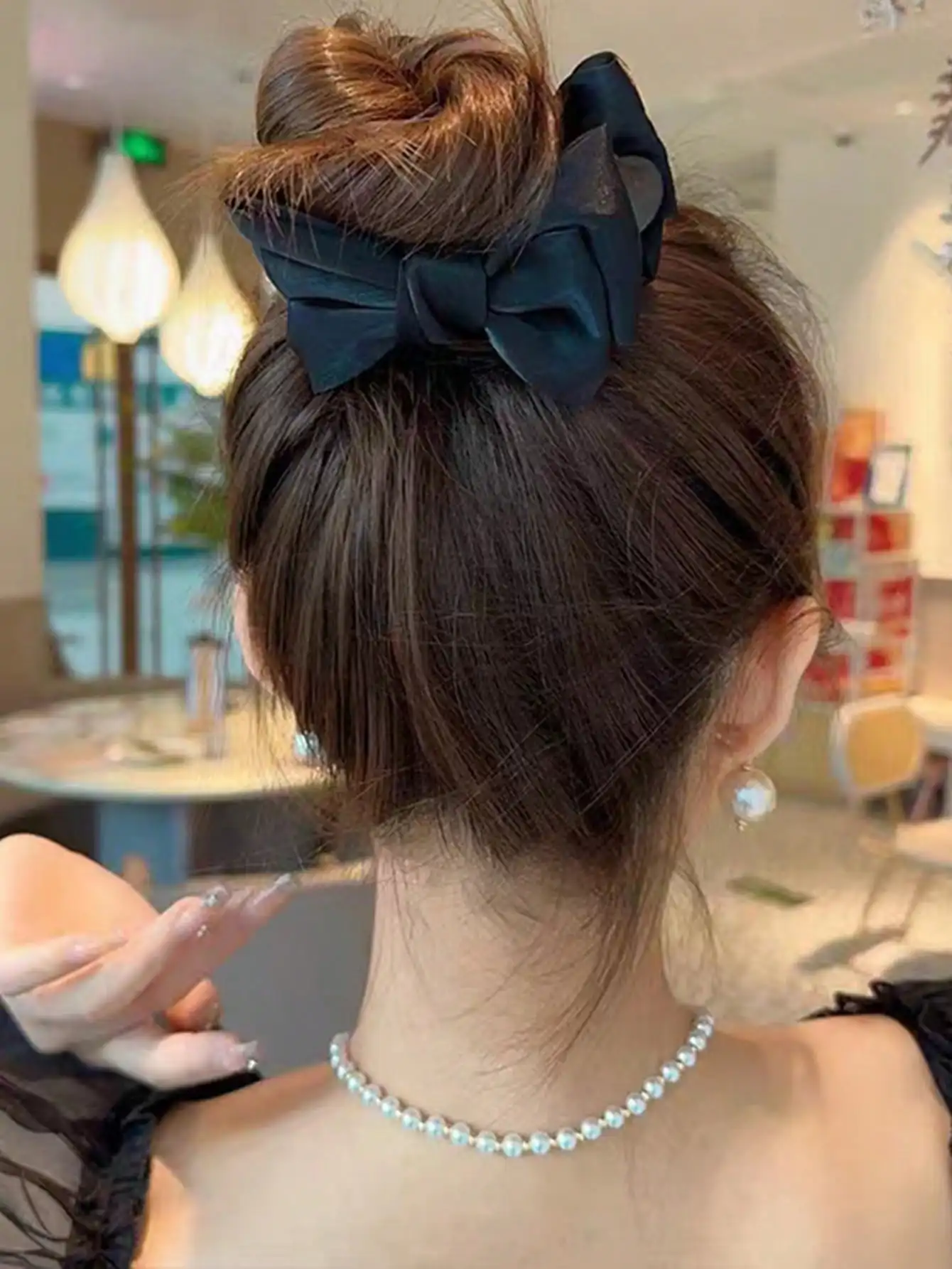 Cute Bow Hair Claw for Women, Fashion Hair Clip for Daily Hairstyles, School Wear, Travel Outfits and Casual Seasonal Looks
Cute Bow Hair Claw for Women, Fashion Hair Clip for Daily Hairstyles, School Wear, Travel Outfits and Casual Seasonal Looks