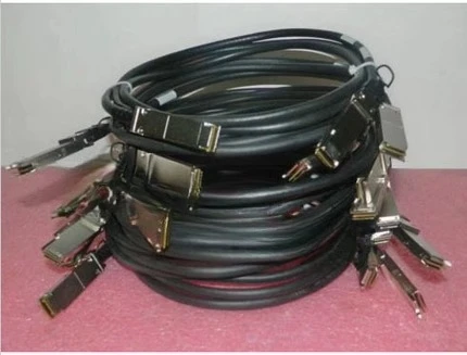 For NETAPP X6558-R6 112-00177 2m QSFP Storage SAS Cable 
For NETAPP X6558-R6 112-00177 2m QSFP Storage SAS Cable