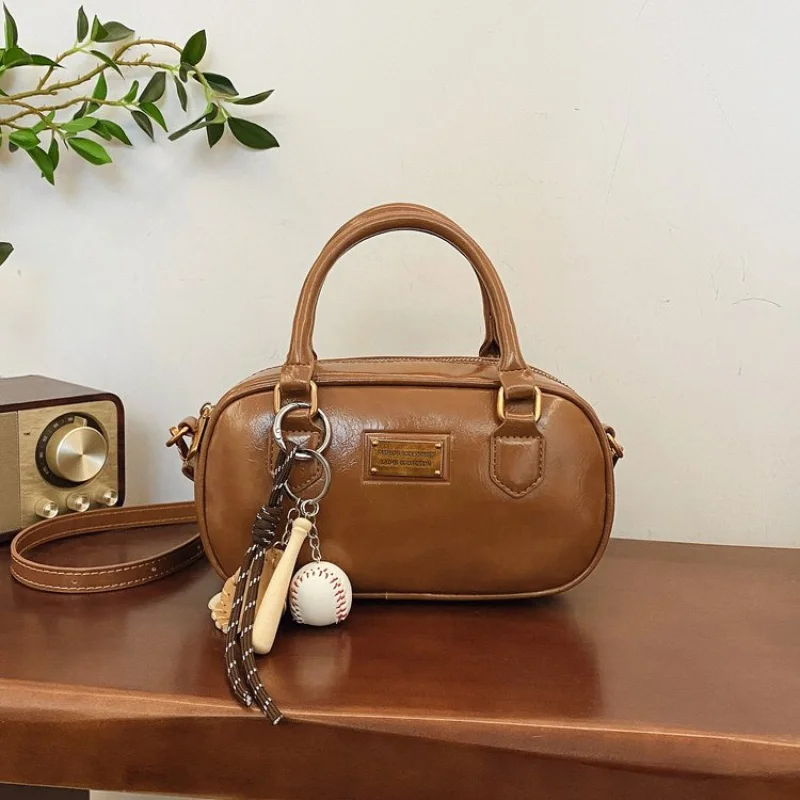 Simple Casual Fashionable Messenger Bag Solid Color Crossbody Handbag For Women Large Capacity
Simple Casual Fashionable Messenger Bag Solid Color Crossbody Handbag For Women Large Capacity