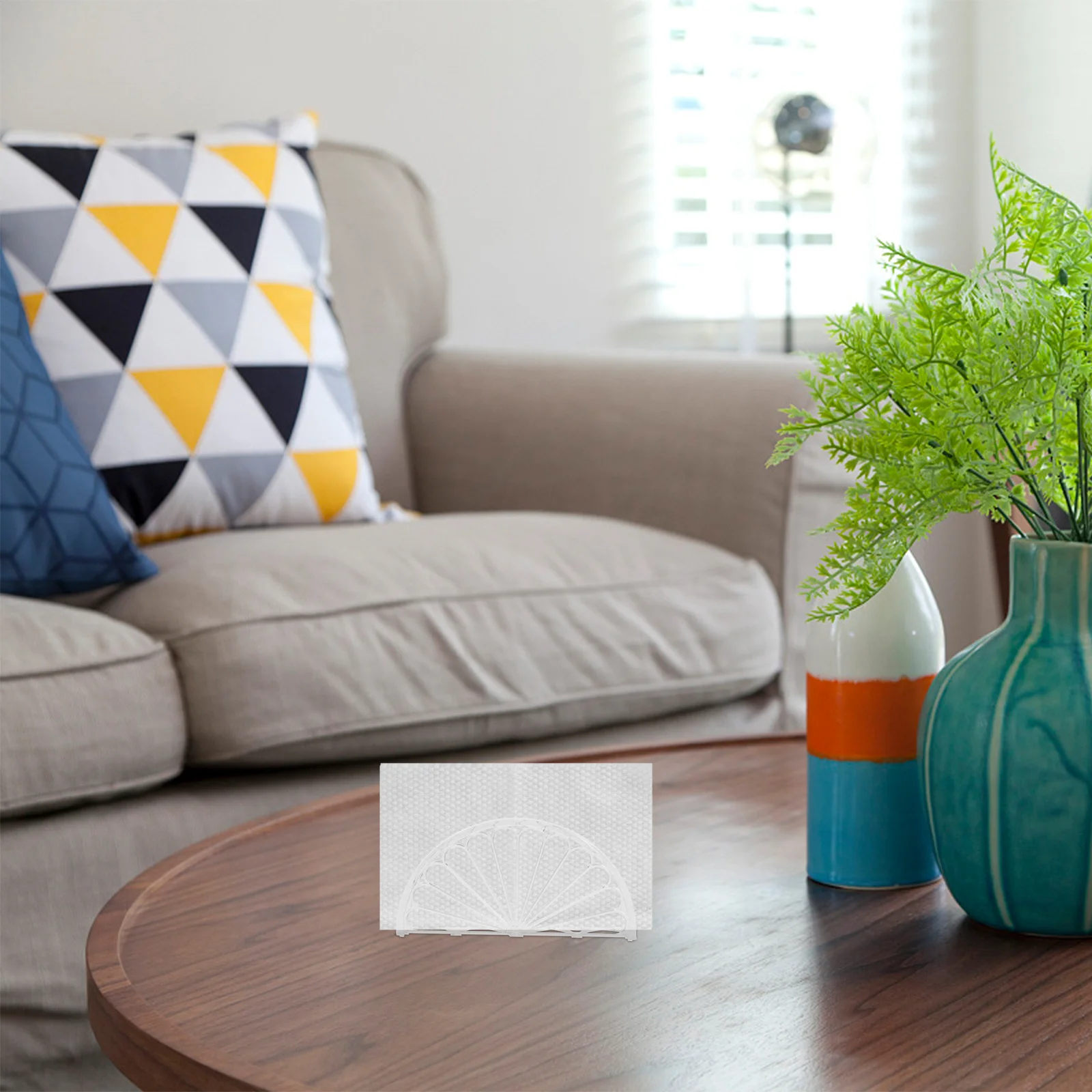 10Pcs Transparent Napkin Holder Plastic Fan Design Stable Napkin Stand for Home Restaurant Hotel Serviette Stand
10Pcs Transparent Napkin Holder Plastic Fan Design Stable Napkin Stand for Home Restaurant Hotel Serviette Stand