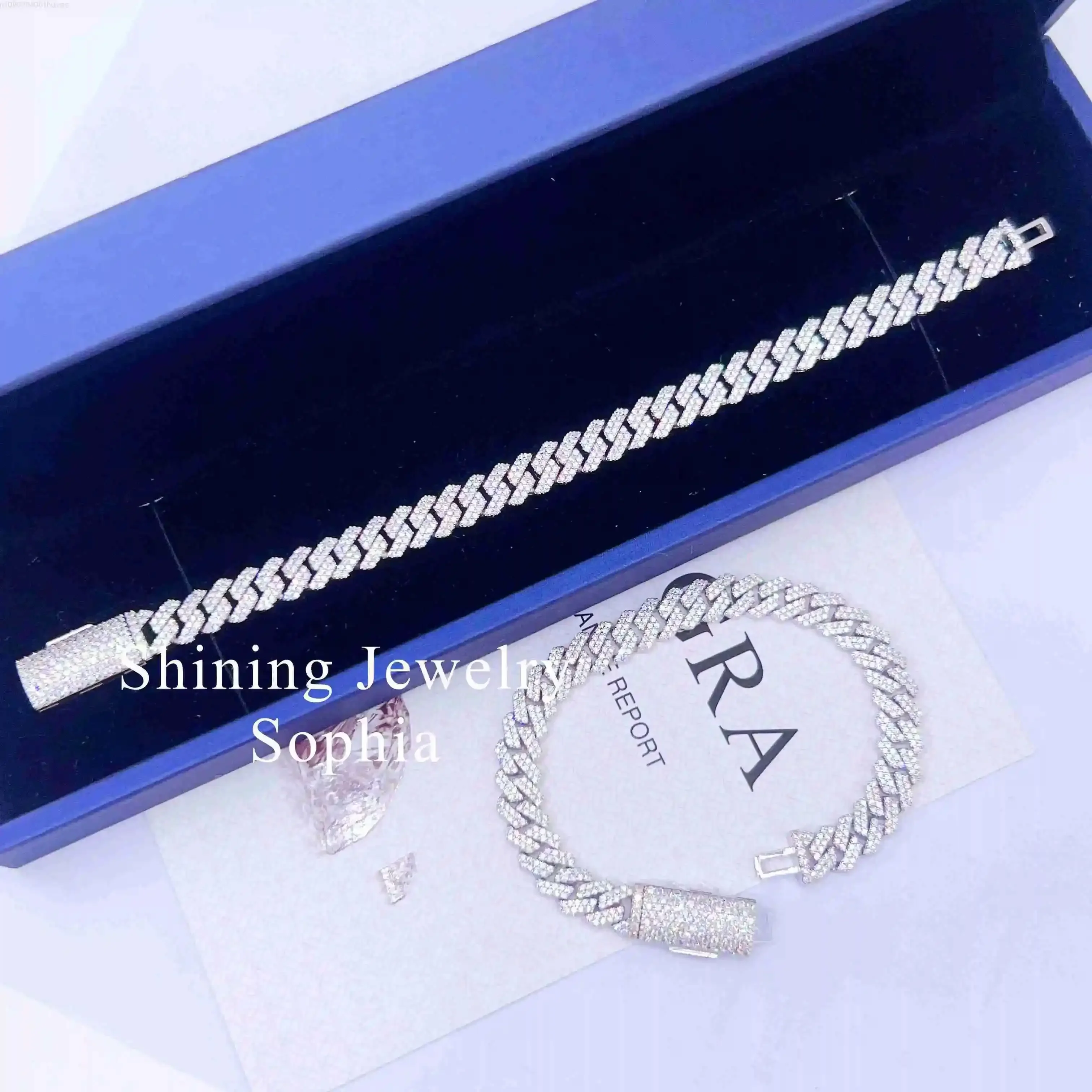 Hip Hop Iced Out Moissanite Cuban Link Bracelet 8mm Silver Diamond Bracelet 7-9inch
Hip Hop Iced Out Moissanite Cuban Link Bracelet 8mm Silver Diamond Bracelet 7-9inch