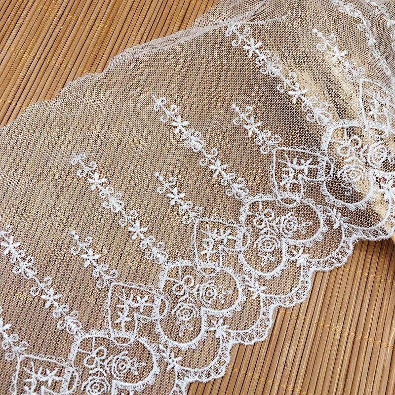 20Yards Heart Embroidery Tulle Lace Trim DIY Sofa Curtain Sewing Crafts Soft Mesh White Lace for Clothes
20Yards Heart Embroidery Tulle Lace Trim DIY Sofa Curtain Sewing Crafts Soft Mesh White Lace for Clothes