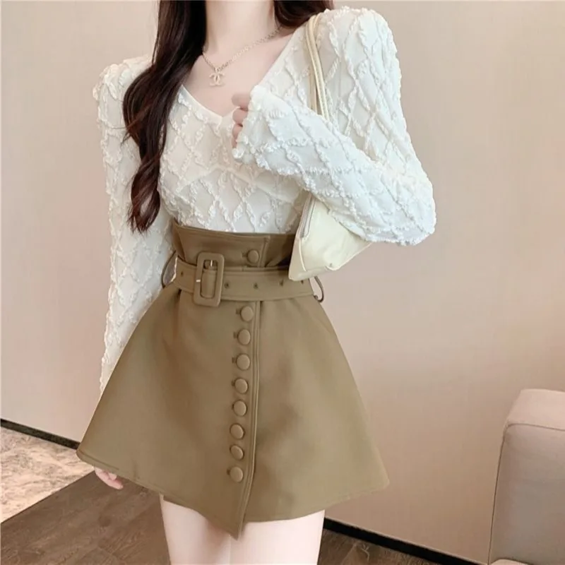 Woman Outfit Office Short 2 Pieces Sets for Women Mini Long Sleeve Skirt Full Formal Occasion Chic and Elegant Stylish Jacket
Woman Outfit Office Short 2 Pieces Sets for Women Mini Long Sleeve Skirt Full Formal Occasion Chic and Elegant Stylish Jacket