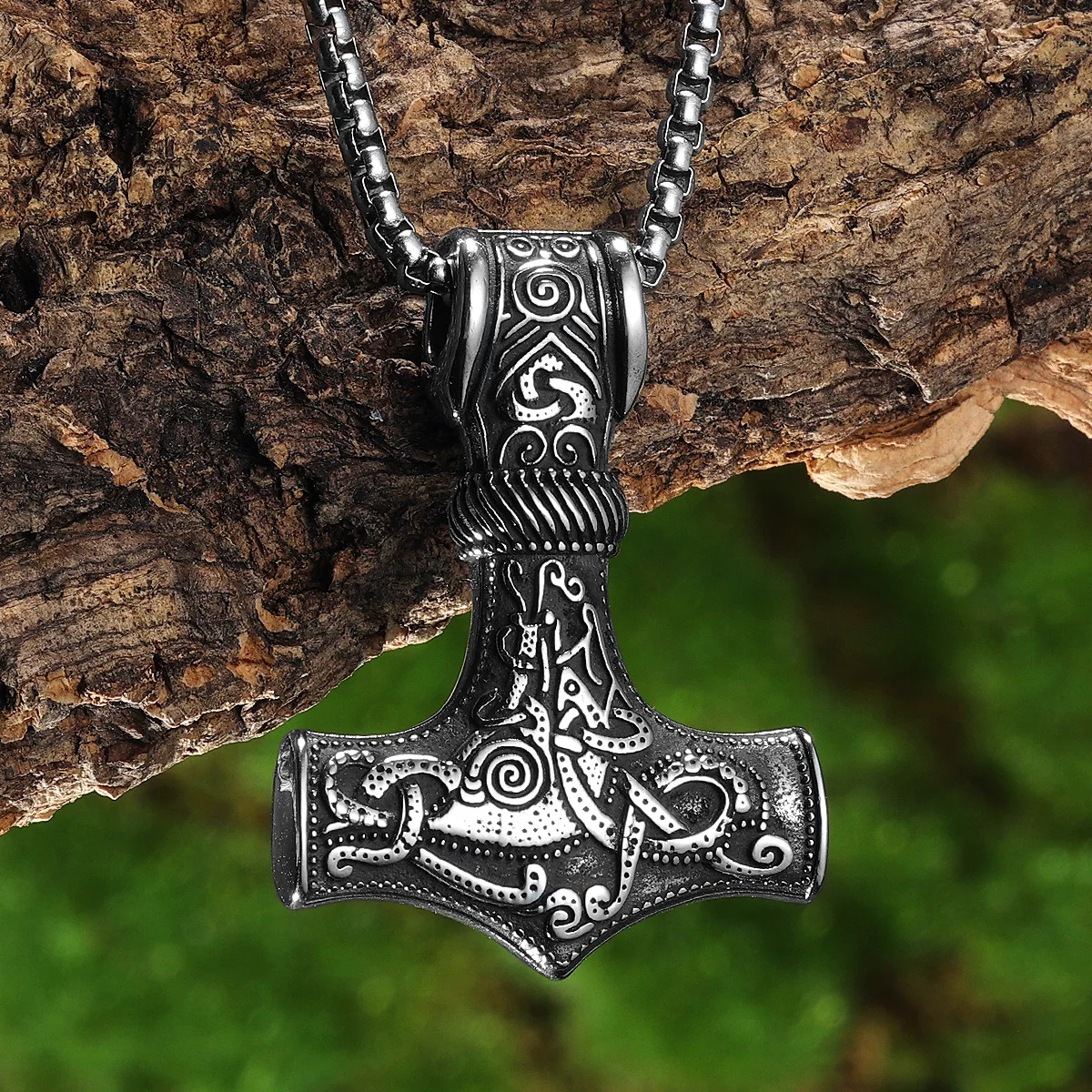 Viking Thor's Hammer Carving Men Necklaces With Pendant Stainless Steel Jewelry For Male Women Punk Hip Hop Accessories Gifts
Viking Thor's Hammer Carving Men Necklaces With Pendant Stainless Steel Jewelry For Male Women Punk Hip Hop Accessories Gifts