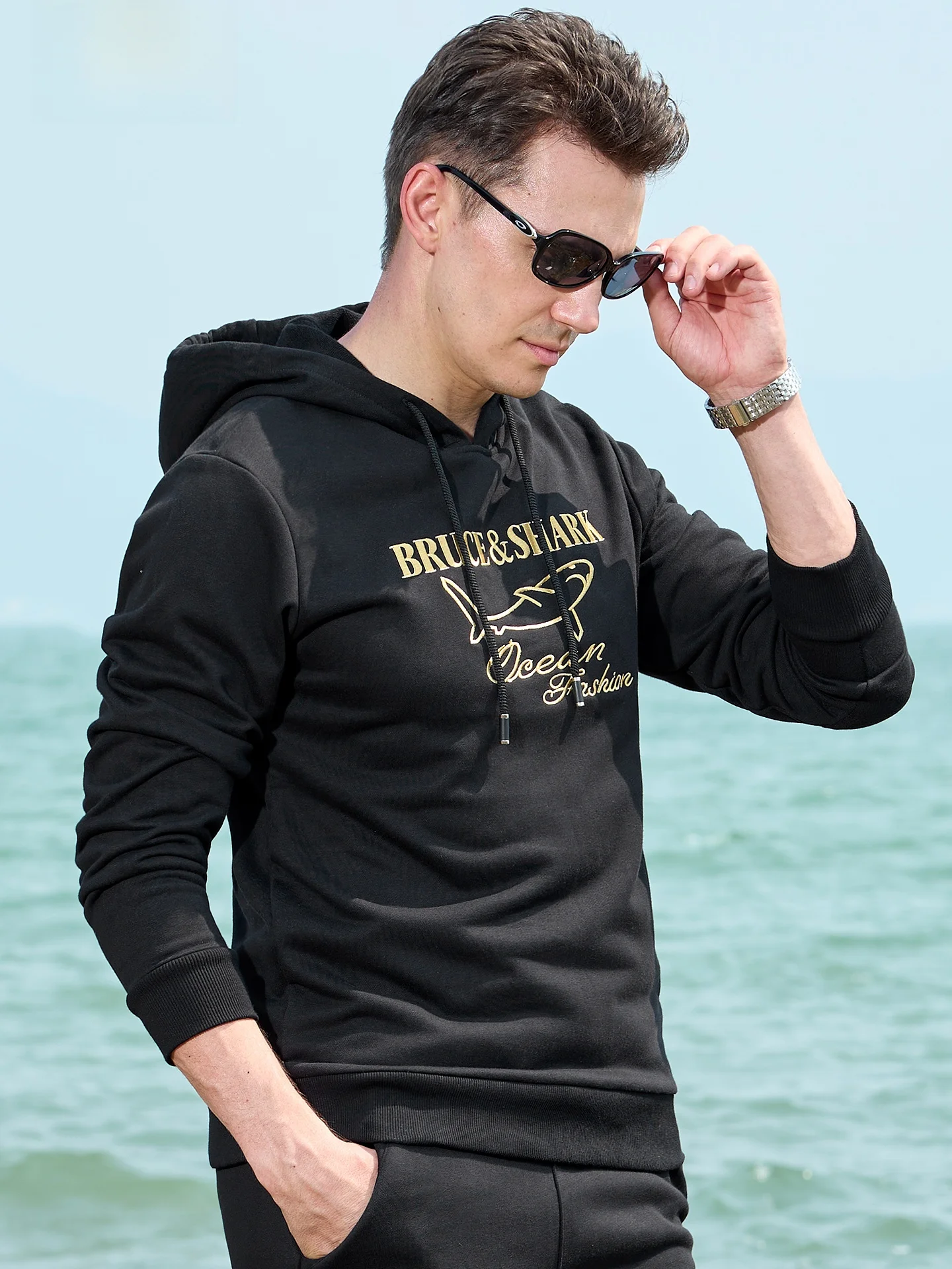 Men's Hoodie Sweatirt Thiened Embroidery Loose Fit Sportswear Autumn Winter Faion Urban Sle Comfortable Breathable
Men's Hoodie Sweatirt Thiened Embroidery Loose Fit Sportswear Autumn Winter Faion Urban Sle Comfortable Breathable