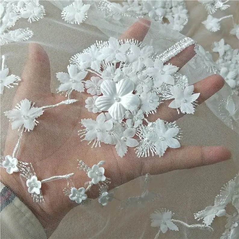 2020 Elegant 3D Flower Beaded Lace Fabric Floral Embroidered Off White Tulle Fabric Wedding Bridal Gowns By The Yard 51" Wide
2020 Elegant 3D Flower Beaded Lace Fabric Floral Embroidered Off White Tulle Fabric Wedding Bridal Gowns By The Yard 51" Wide