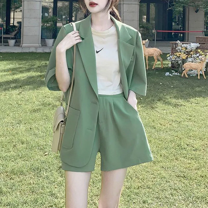 Summer Office Lady Elegant Fashion Short Sleeve Blazer Shorts Set Female Solid Loose Casual Suit Women's Clothing Coat Jacket
Summer Office Lady Elegant Fashion Short Sleeve Blazer Shorts Set Female Solid Loose Casual Suit Women's Clothing Coat Jacket