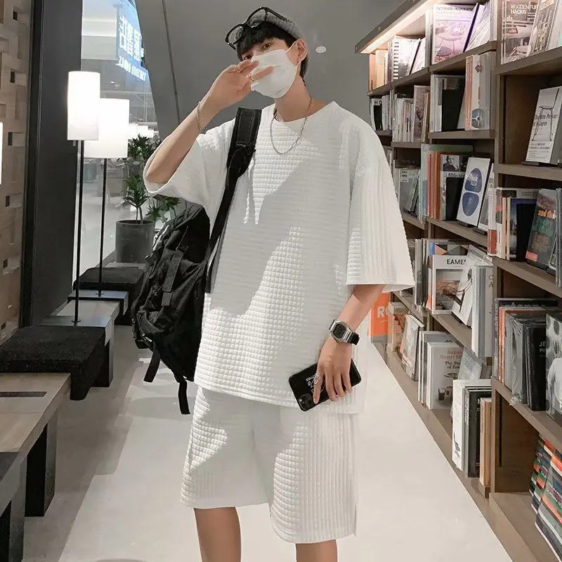 Men's Influencer Summer Set Loose Fitting Solid Color T-Shirt Shorts Couple's Pack Lightweight Cotton Casual Wear
Men's Influencer Summer Set Loose Fitting Solid Color T-Shirt Shorts Couple's Pack Lightweight Cotton Casual Wear