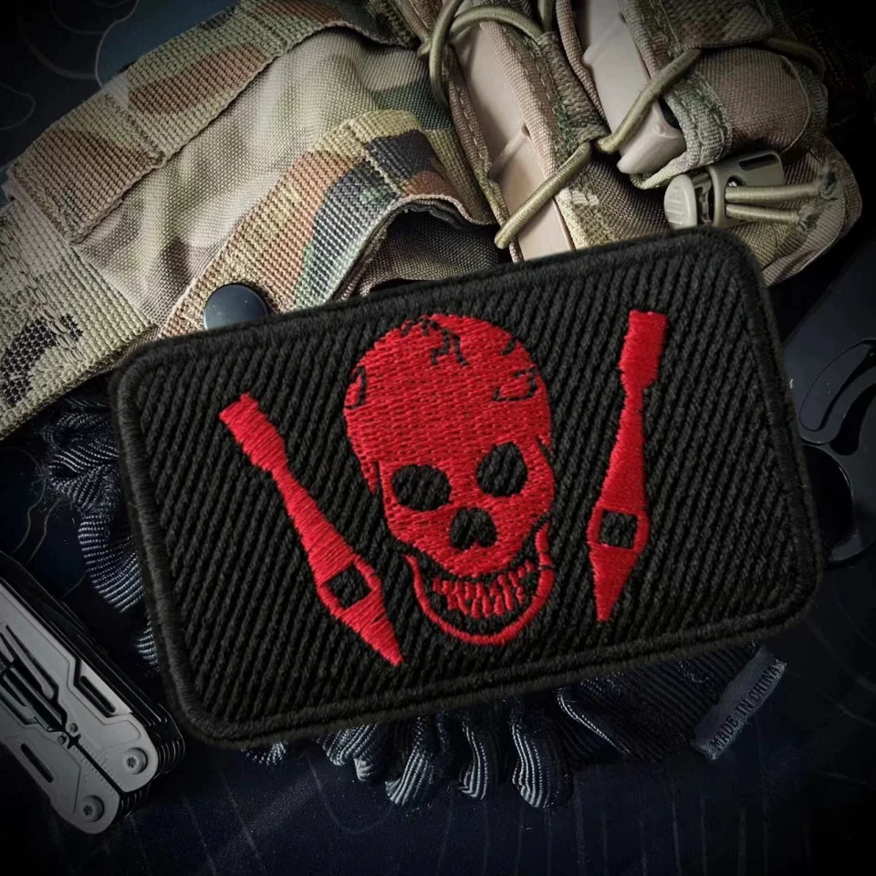 Two Missile Skull Hook&Loop Embroidery Patch Tactical Armband on Clothing Military Morale Badge Backpack Stickers
Two Missile Skull Hook&Loop Embroidery Patch Tactical Armband on Clothing Military Morale Badge Backpack Stickers