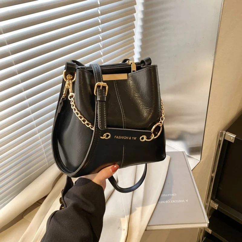 Genuine Ladies Handbag Crossbody-Bag Leather Shoulder Messenger Bag Women's Tote by Famous Designer Luxury Brand Popular Style 
Genuine Ladies Handbag Crossbody-Bag Leather Shoulder Messenger Bag Women's Tote by Famous Designer Luxury Brand Popular Style