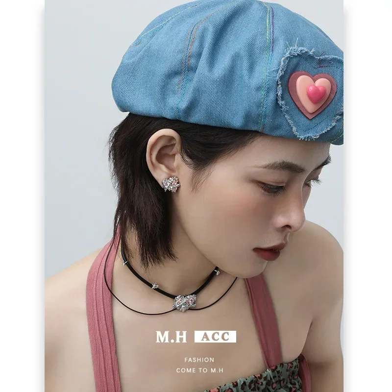 Love Necklace Original New Girl Sweet Cool Style Collarbone Chain Niche Jewelry Wholesale Female Bracelet 2024 Women Fashion
Love Necklace Original New Girl Sweet Cool Style Collarbone Chain Niche Jewelry Wholesale Female Bracelet 2024 Women Fashion