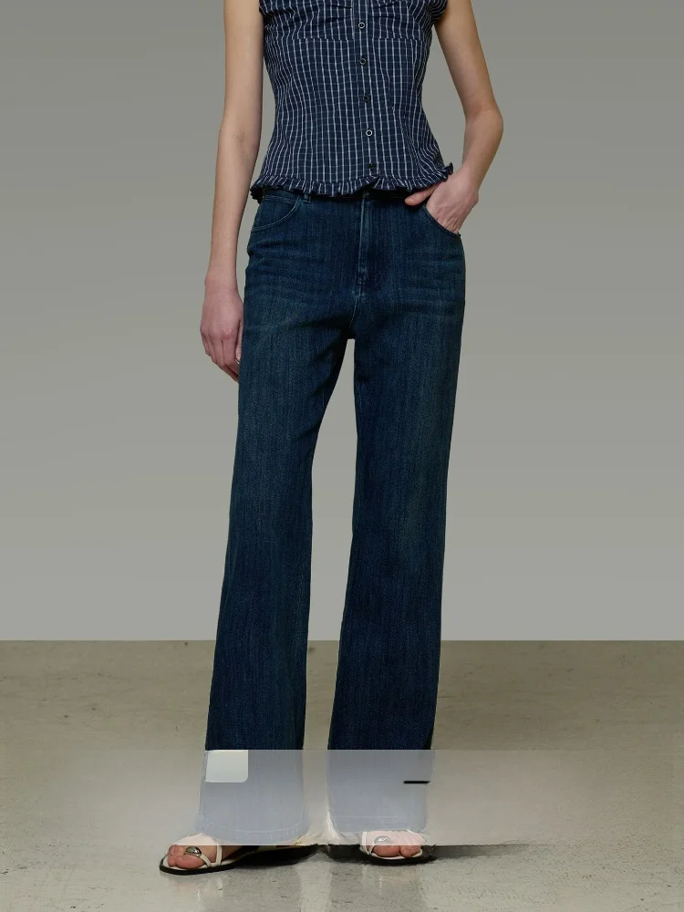High Waist Washed Denim Jeans Women's Slimming Micro Flared Pants Drapey Retro Versatile High End Long Trousers
High Waist Washed Denim Jeans Women's Slimming Micro Flared Pants Drapey Retro Versatile High End Long Trousers