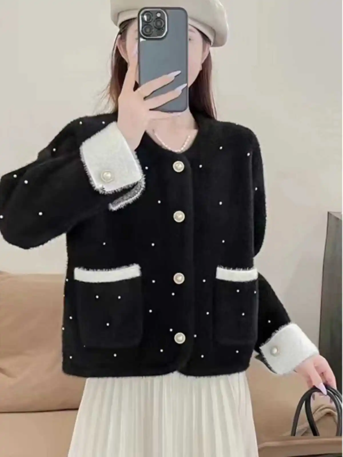 Faionable Color Blo Knitted Sweater Coat Women's Autumn Winter New Sle Ele Bead Embellied Fluffy Knit Cardigan Tr...
Faionable Color Blo Knitted Sweater Coat Women's Autumn Winter New Sle Ele Bead Embellied Fluffy Knit Cardigan Tr...