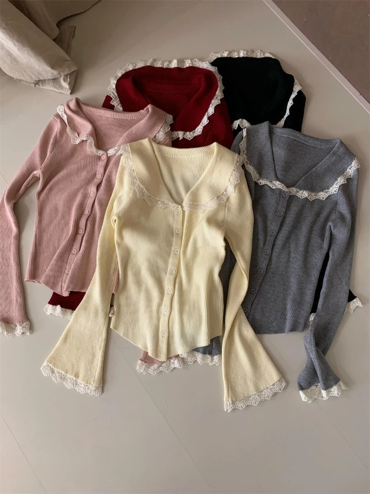 Elegant Lace Patchwork Peter Pan Collar Knit Cardigan Single Breasted Long Sleeve Slim Fit Jumpers French Style Sweet Sweaters
Elegant Lace Patchwork Peter Pan Collar Knit Cardigan Single Breasted Long Sleeve Slim Fit Jumpers French Style Sweet Sweaters