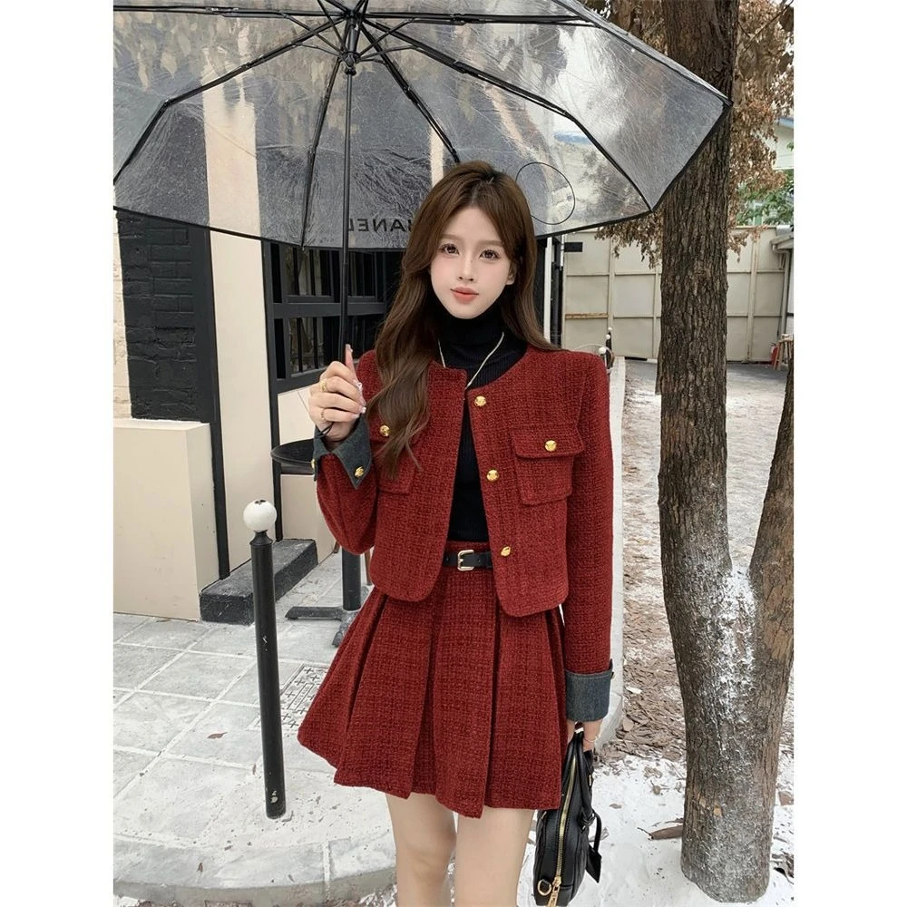 Autumn Korean Fashion Retro Two Piece Set with A Belt Blazer and Skirt Set Tweed Suit Set Slimming Red Casual Formal Events 2025
Autumn Korean Fashion Retro Two Piece Set with A Belt Blazer and Skirt Set Tweed Suit Set Slimming Red Casual Formal Events 2025