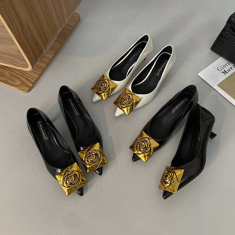 Women Pumps French Style Temperament Pointe Shallow Mouth High Heels Single Shoes Fashion Metal Flower Decoration Stiletto Heels
Women Pumps French Style Temperament Pointe Shallow Mouth High Heels Single Shoes Fashion Metal Flower Decoration Stiletto Heels