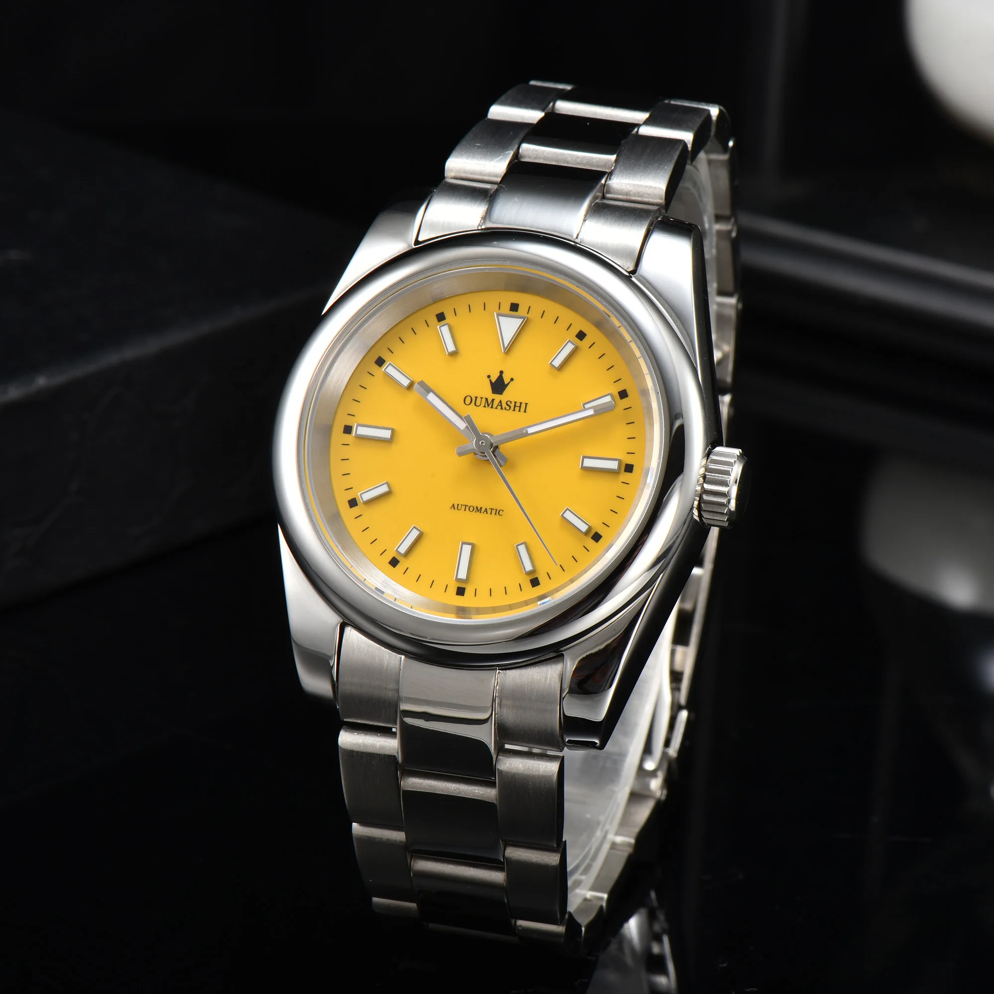 Luxury men's watch automatic mechanical NH35 movement sapphire glass 28.5MM dial stainless steel 904L waterproof green
Luxury men's watch automatic mechanical NH35 movement sapphire glass 28.5MM dial stainless steel 904L waterproof green