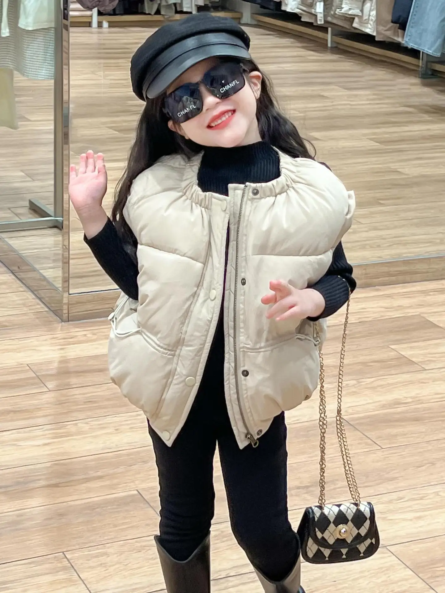 Kids Girls Winter Vest Coat Fashion Thickened Warm Beige Outerwear Cotton Vest Down Cotton Bread Vest
Kids Girls Winter Vest Coat Fashion Thickened Warm Beige Outerwear Cotton Vest Down Cotton Bread Vest