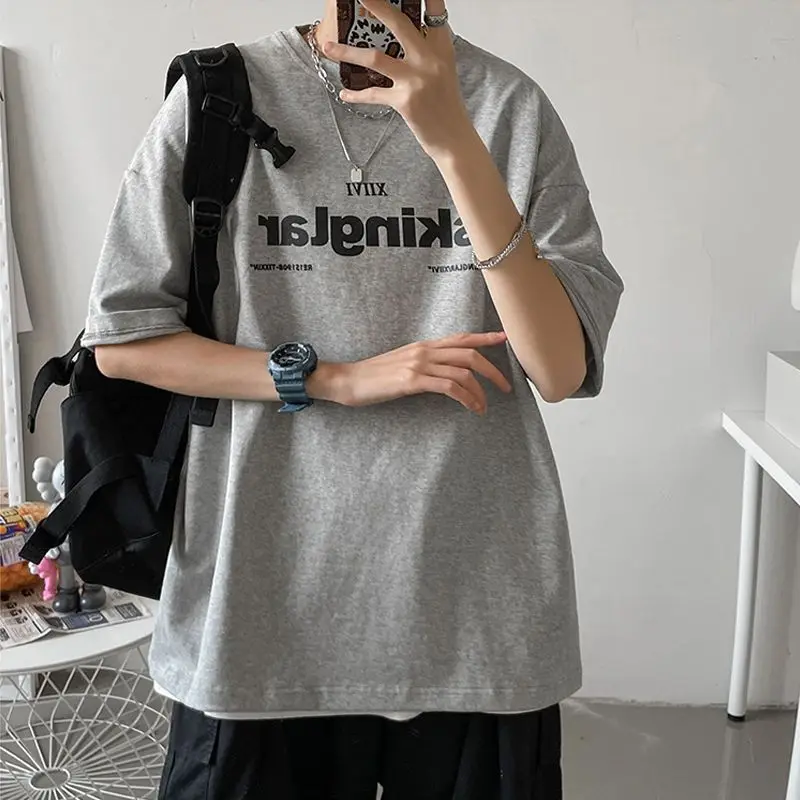 Summer Korean Style Men's Short-sleeved T-shirt New Japanese Style Letter Printing Simple Y2K Casual Street Half-sleeved Top
Summer Korean Style Men's Short-sleeved T-shirt New Japanese Style Letter Printing Simple Y2K Casual Street Half-sleeved Top