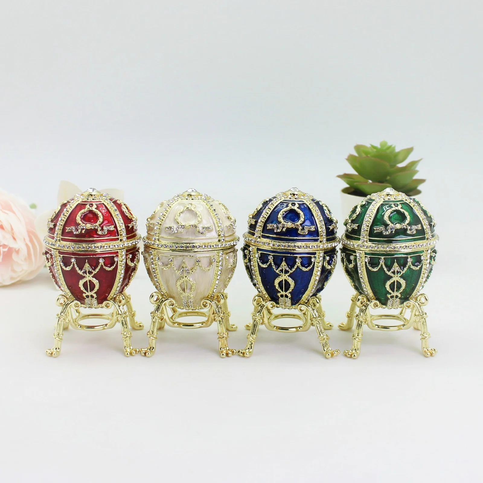 SHINNYGIFTS Faberge style Necklace Pendant Egg Trinket Box for Girls Classic Style Russian Egg Jewelry Box 
SHINNYGIFTS Faberge style Necklace Pendant Egg Trinket Box for Girls Classic Style Russian Egg Jewelry Box