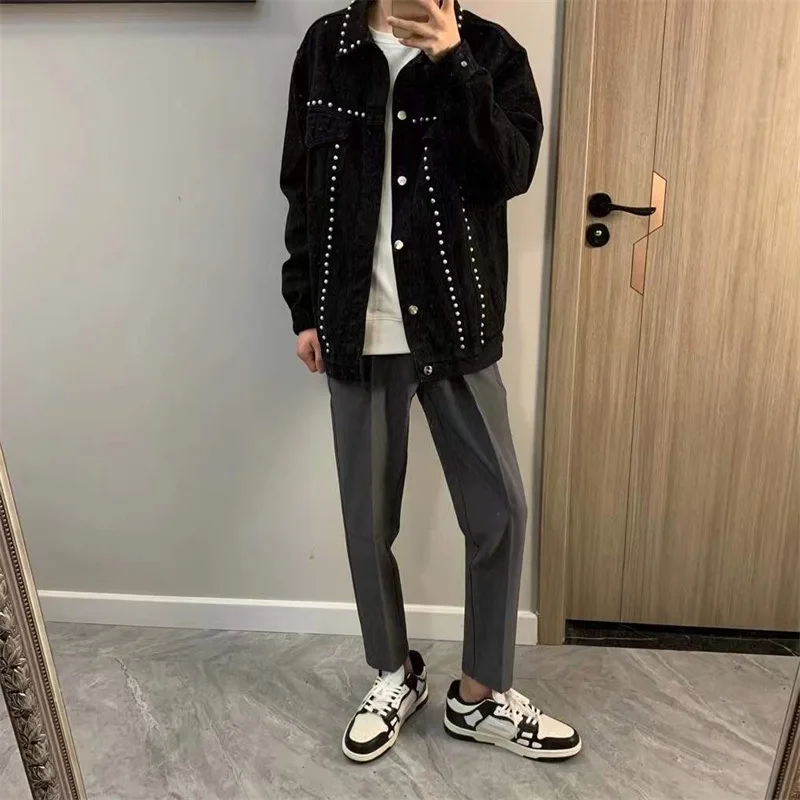 Джинсовое джинсовое пальто Bla с заклепками, облегающее осеннее модное молодежное хлопковое повседневное пальто, ветрозащитное длинное пальто-свек для подростков
Джинсовое джинсовое пальто Bla с заклепками, облегающее осеннее модное молодежное хлопковое повседневное пальто, ветрозащитное длинное пальто-свек для подростков